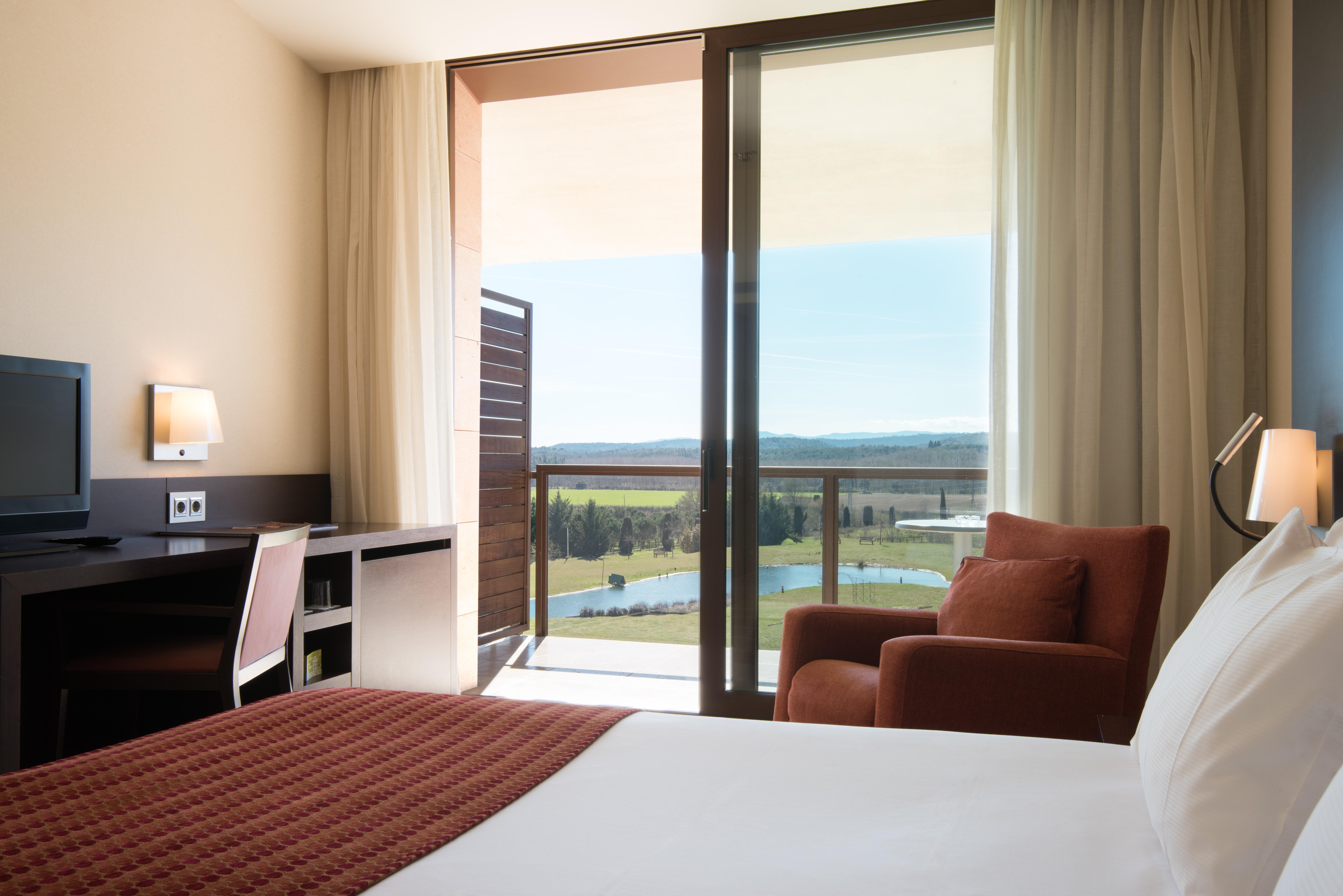 Hotel Mas Sola Санта-Колома-де-Фарн Экстерьер фото