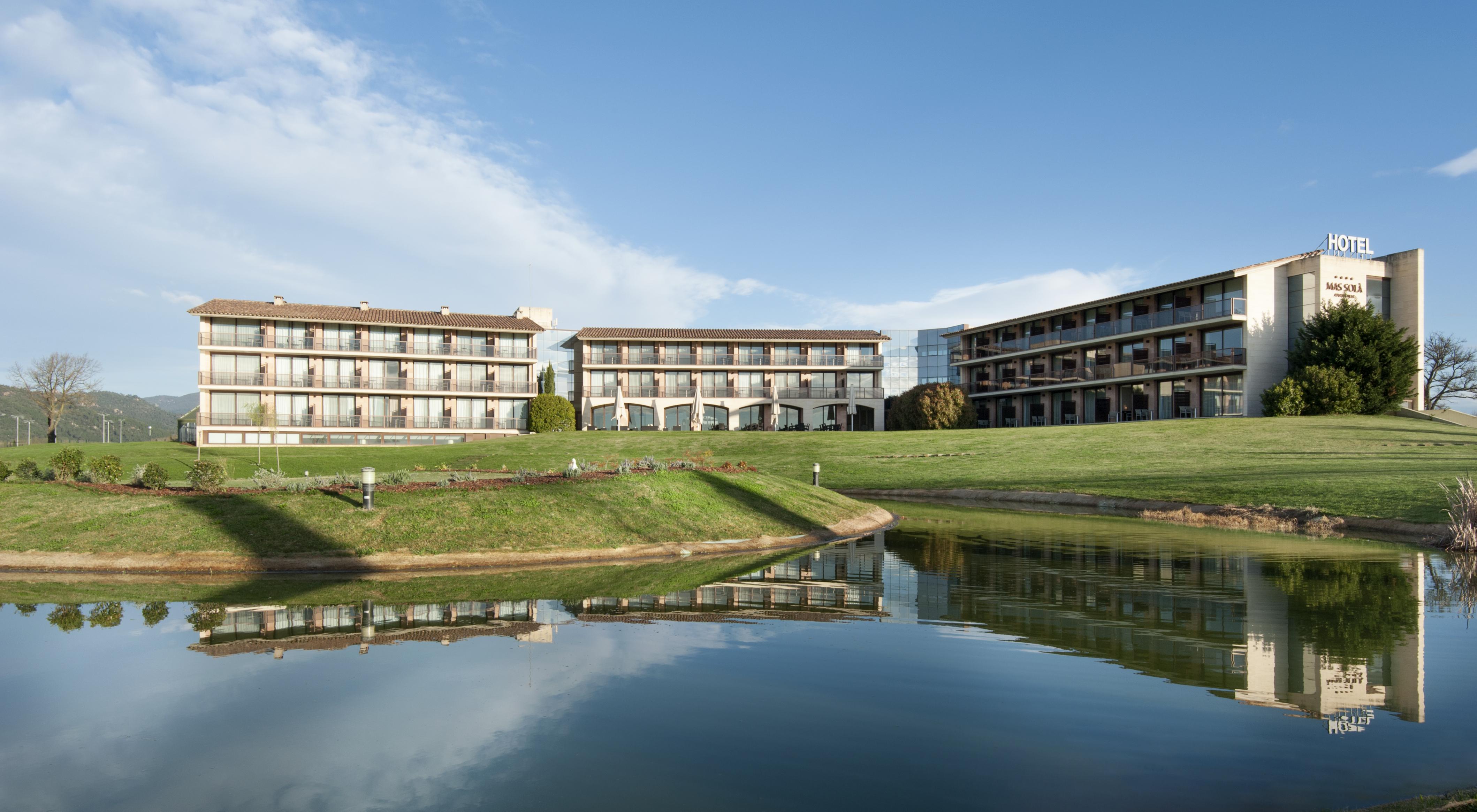 Hotel Mas Sola Санта-Колома-де-Фарн Экстерьер фото